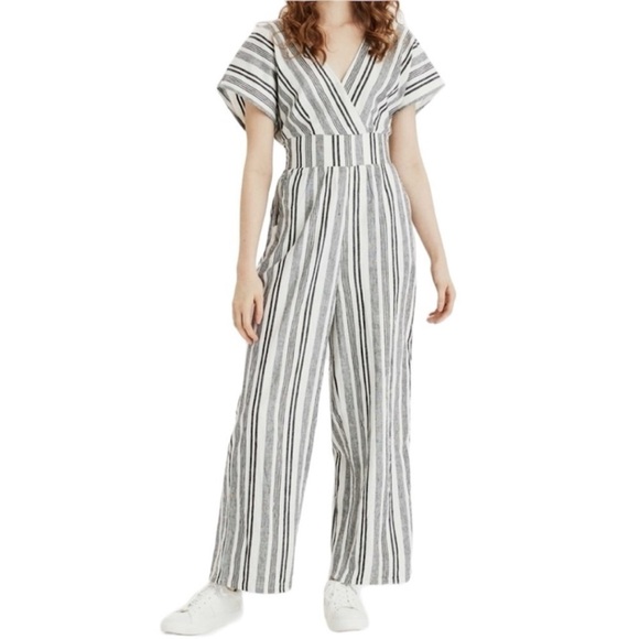 American Eagle Size XS Blue and White Striped Jumpsuit - Picture 1 of 9